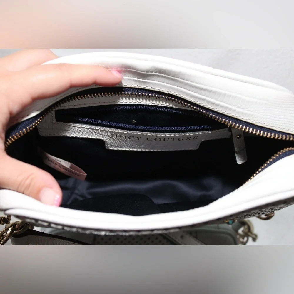 Juicy Couture Sierra Perforated Leather White Camera Cross Body Bag Purse - Picture 5 of 5